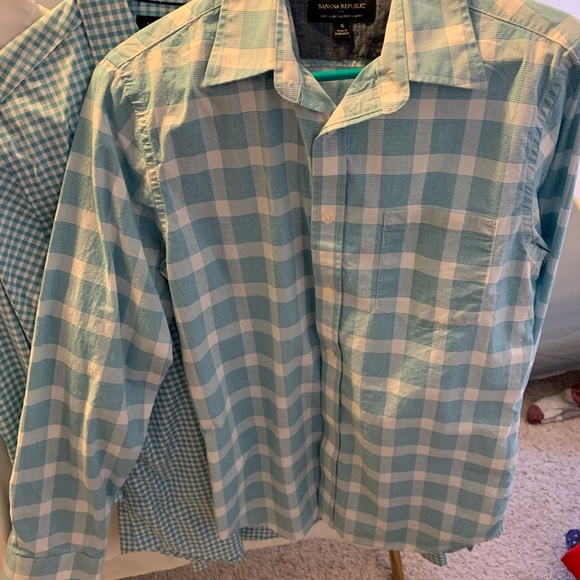 Banana Republic Bundle button up dress shirts - Picture 2 of 7